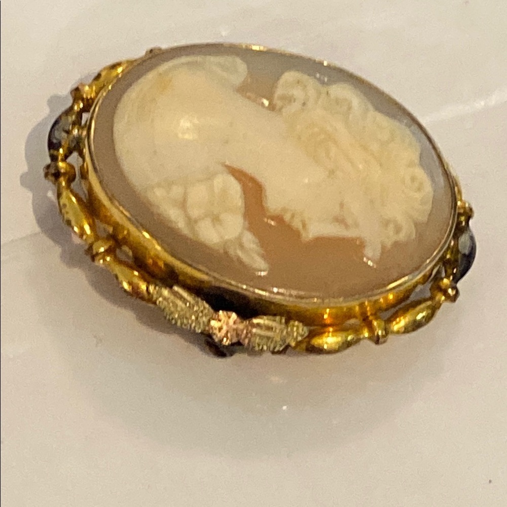 Vintage 12K Gold filled Cameo Brooch/ Pendant Hand Carved AD Marked - Picture 7 of 15